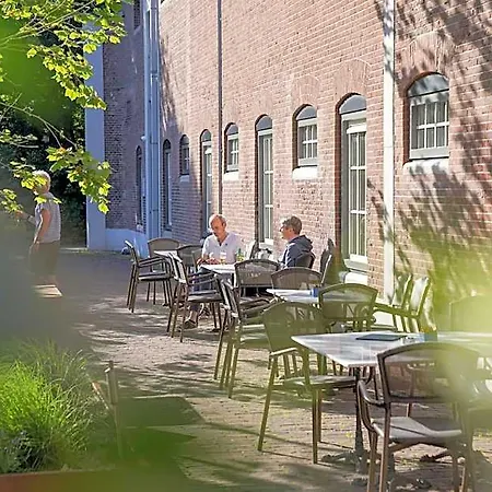 Отель Fletcher Hotel-restaurant De Oude Gevangenis-alkmaar 4*