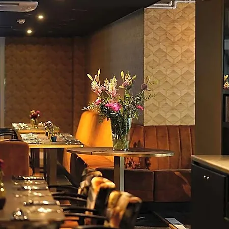 Fletcher Hotel-restaurant De Oude Gevangenis-alkmaar Отель 4*