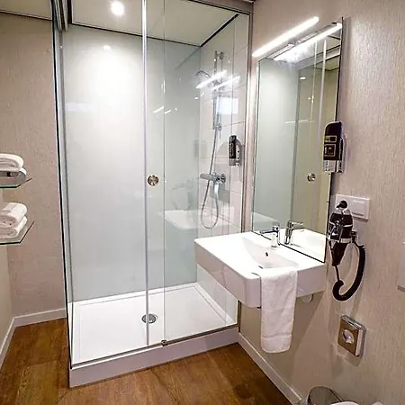 Отель Fletcher Hotel-restaurant De Oude Gevangenis-alkmaar