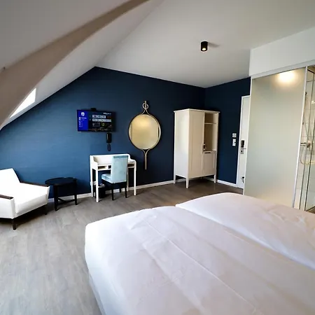 Fletcher Hotel-restaurant De Oude Gevangenis-alkmaar Отель 4*